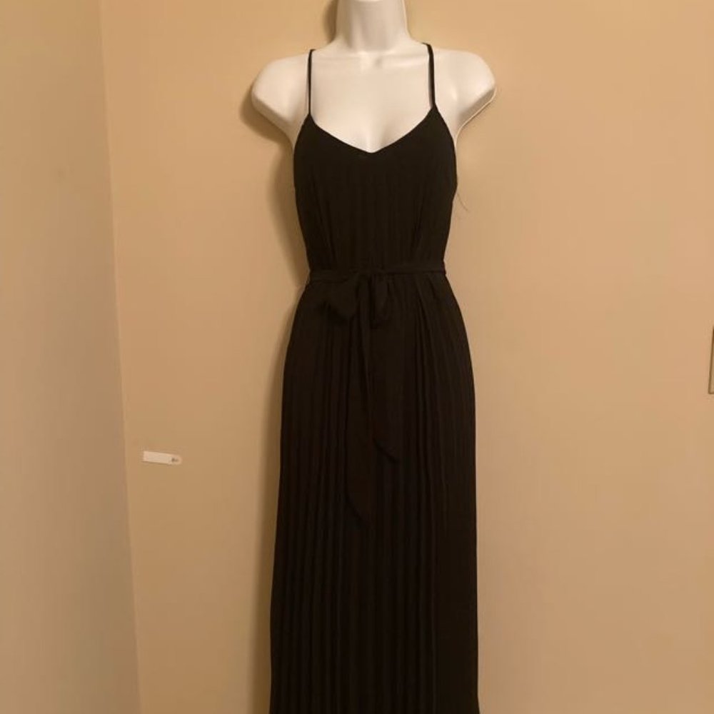 SIMPLE BUT STILL STYLISH formal dress